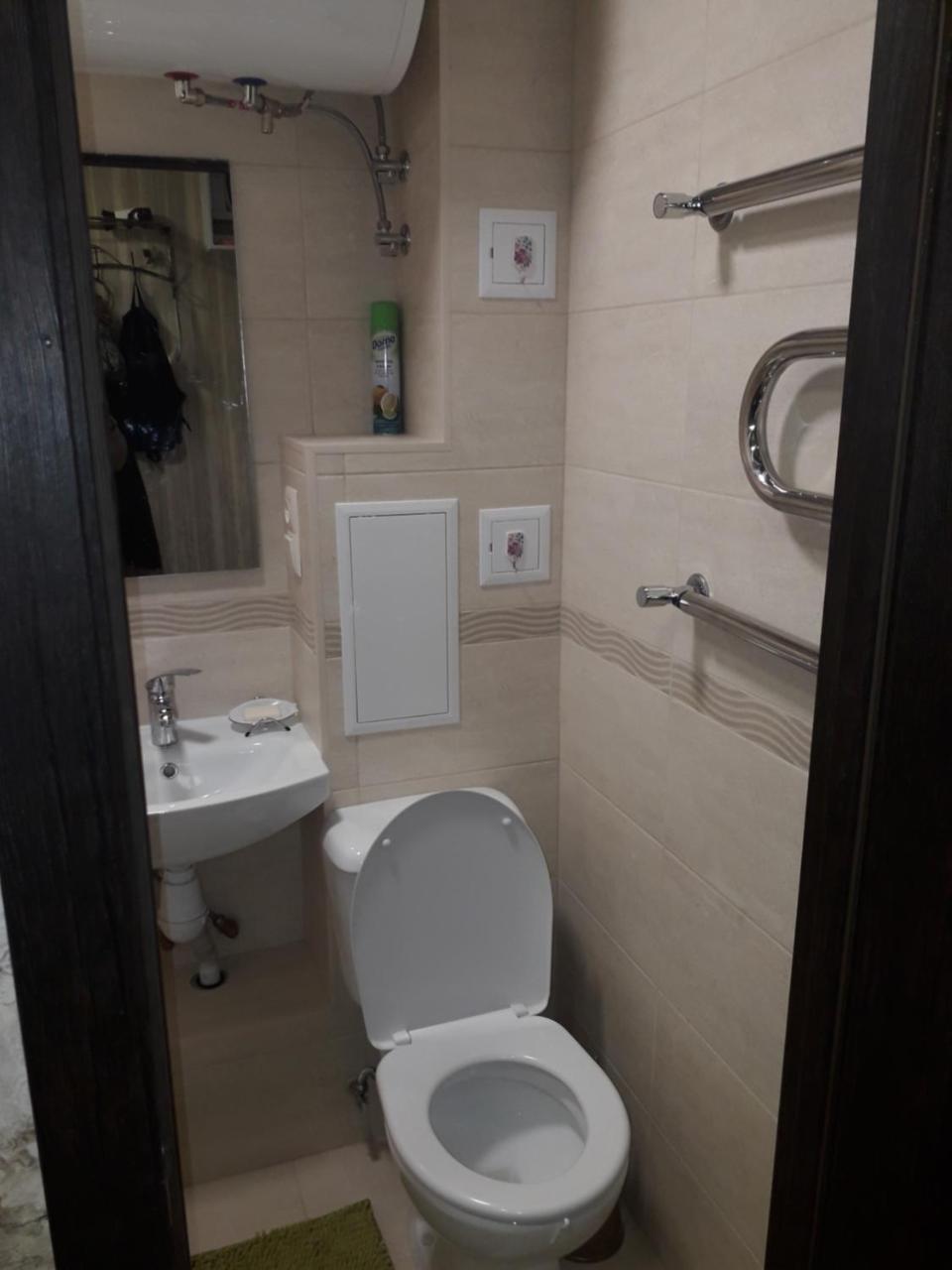 Apartment 30 M2 On Sergei Esenin 11 خاركيف المظهر الخارجي الصورة