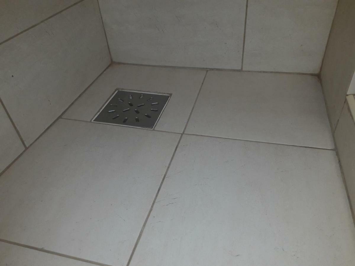 Apartment 30 M2 On Sergei Esenin 11 خاركيف المظهر الخارجي الصورة